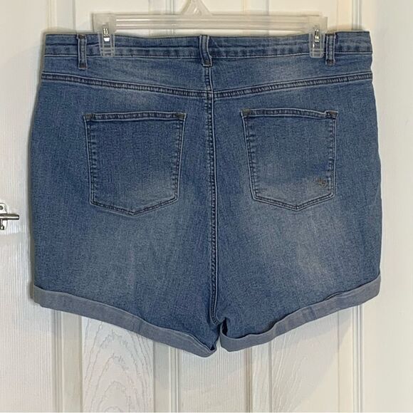 ModCloth Denim Shorts Rolled Cuff Size 18 - Picture 4 of 9